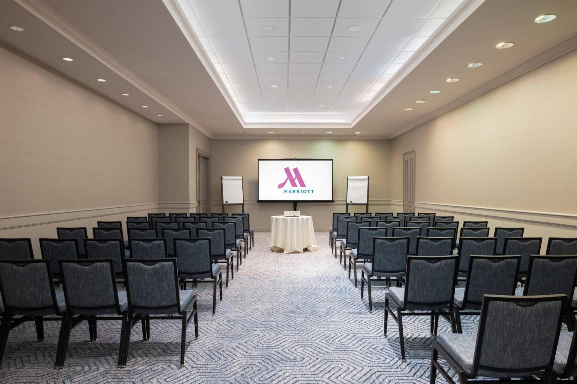 Mystic Marriott Hotel And Spa Groton Exterior foto